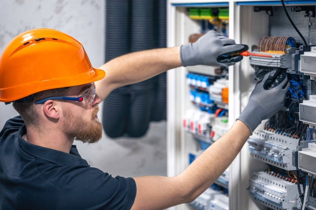 How to Minimize Risks with Accurate Electrical Estimating Services 3 image 3
