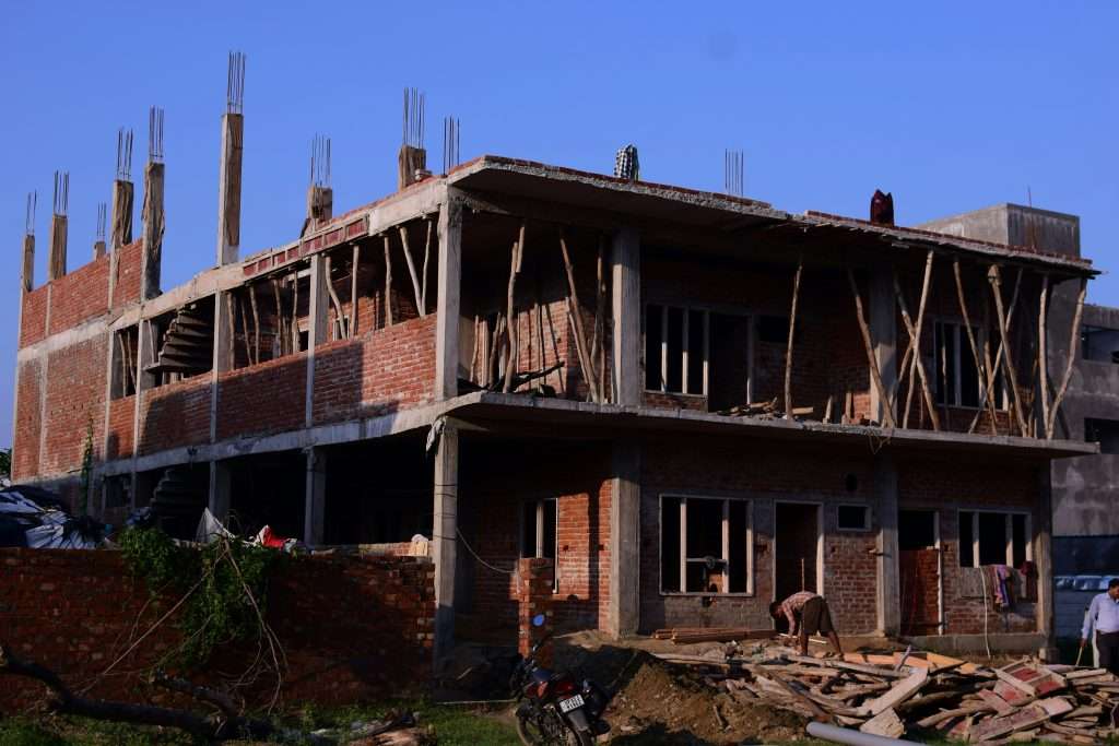 Everything You Need to Know About Construction Cost Estimating in the USA 3 prateek jaiswal MTWVTynRrVM unsplash